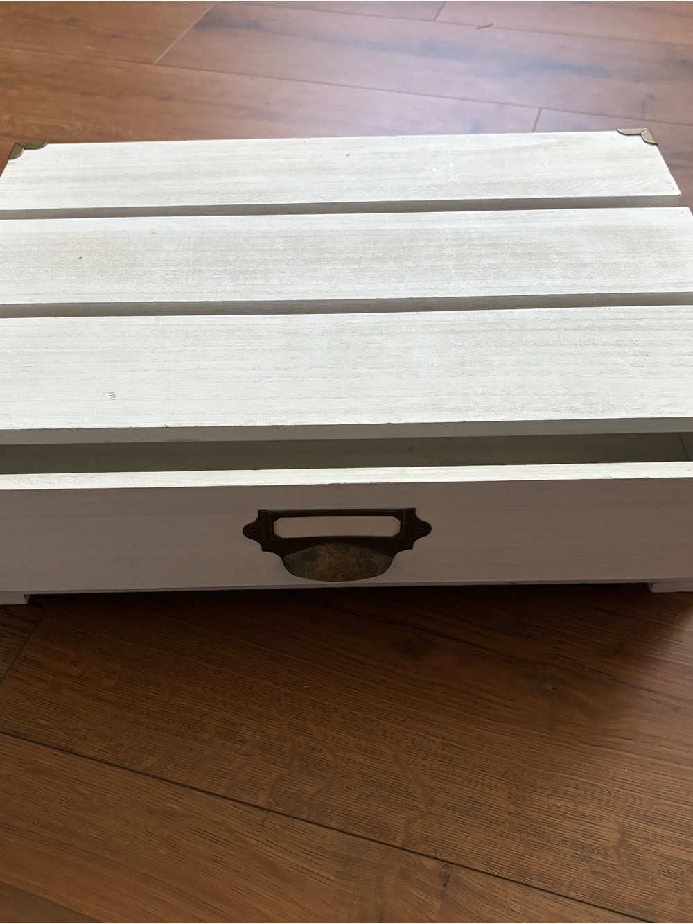Threshold Monitor Stand